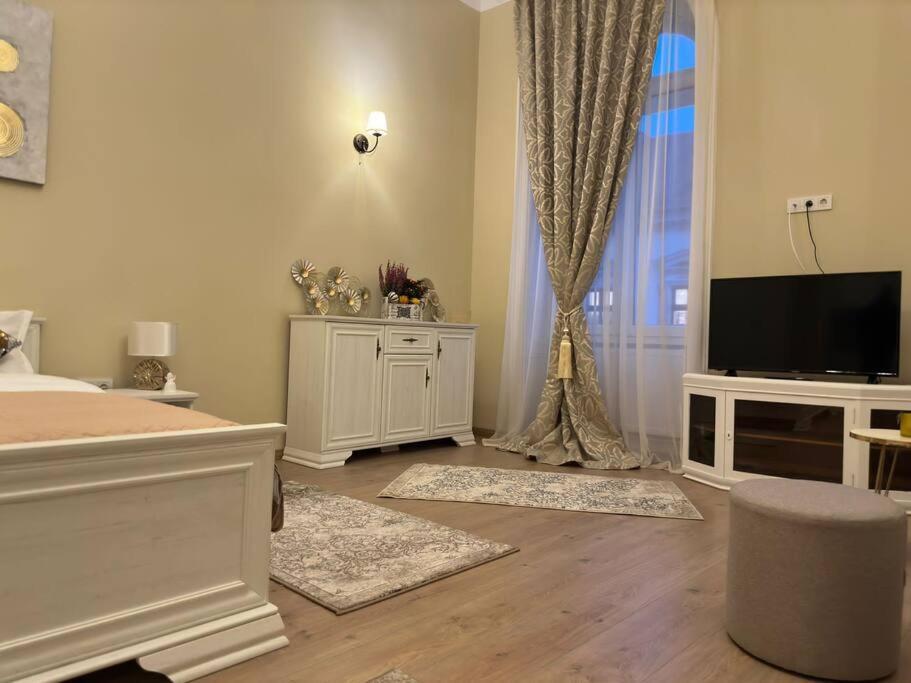 Studio Montaldo Brasov Ngoại thất bức ảnh